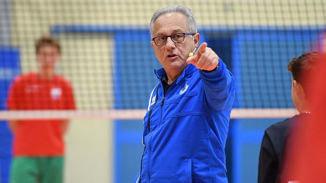 Julio Velasco nuovo allenatore della nazionale femminile