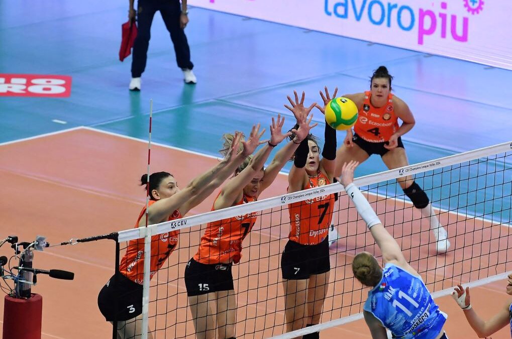 Champions, commovente Imoco: da 0-2 a 3-2 contro Eczacibasi